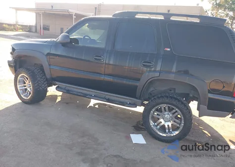 2005 Chevrolet Tahoe Z71 z USA, uszkodzony, nr VIN 1GNEK13T35R229794